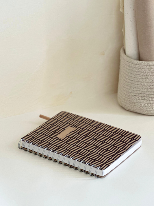 Large Wiro Notebook: Woodblock Pattern